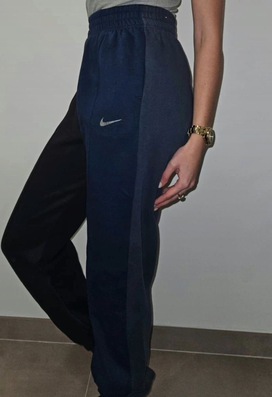 Nike Hosen: Pantalon de survêtement Nike – Gebraucht aus Mont-sur-Lausanne von Didinho 3