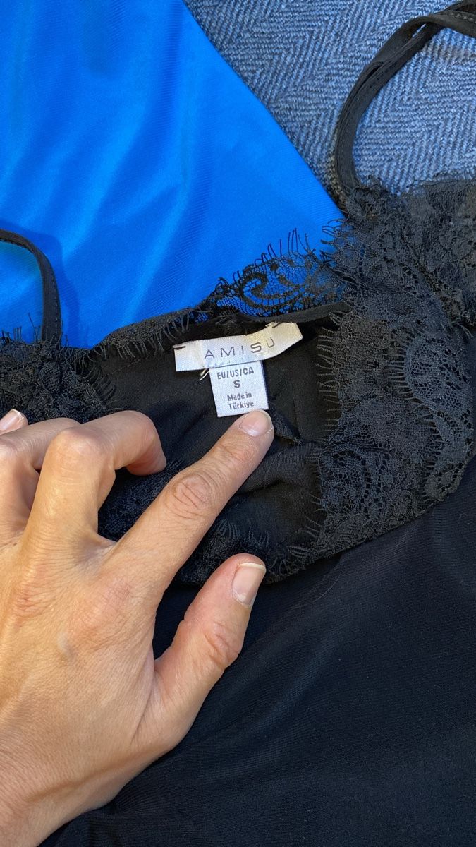 Lotti di vestiti: Wunderschöne Spitzentops im Paket – Usato da Winterthur venduto da lau_pxp5 1