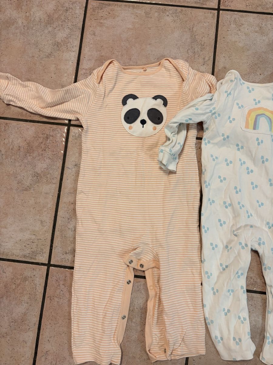 Lotti & Set di vestiti: Set 4 tutine neonato Next  – Usato da S. Antonino venduto da FedeKikka88 1
