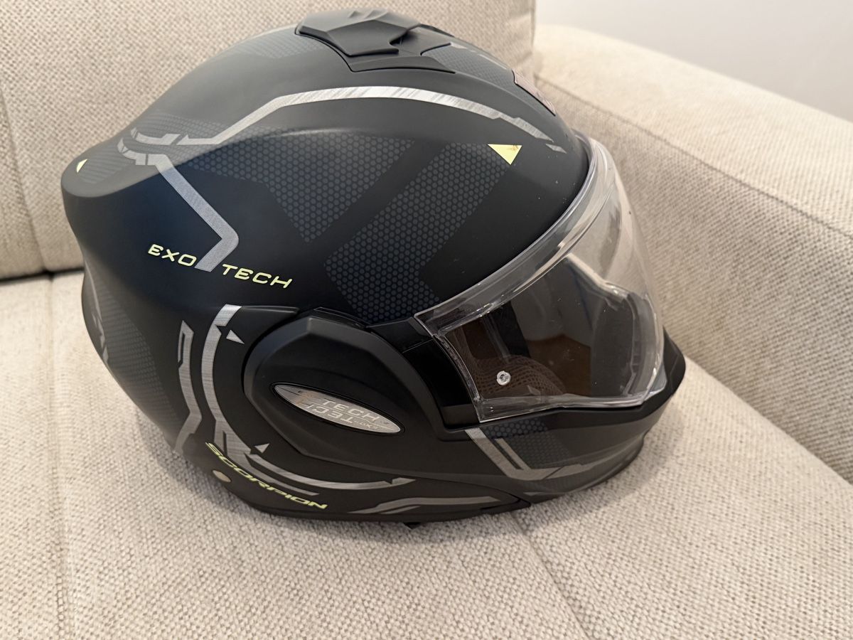 Helme & Visiere: Motorrad Klaphelm XXL – Gebraucht aus zürich von milina 4
