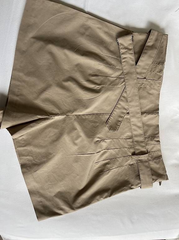 Prada Hosen: Prada Shorts – Gebraucht aus Wädenswil von Cocomagi 3