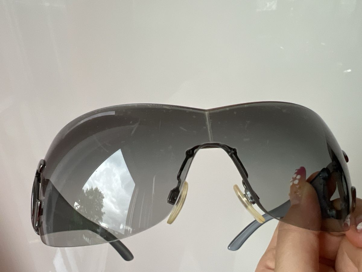 Chanel Occhiali & Lenti: Vintage Chanel Sunglasses Grey – Usato da Wallisellen venduto da vic_rl56 6