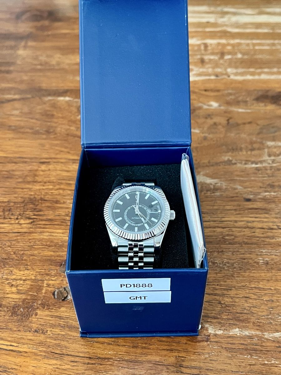 Pagani Design Montres: Pagani Design PD1888 First Release – D'occasion à Horn par Rslash 4