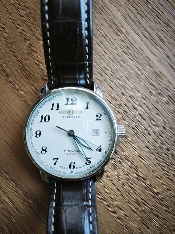 Zeppelin Montres: Schöne Zeppelin - Uhr mit Garantie – D'occasion à Seuzach par Evgenij 2