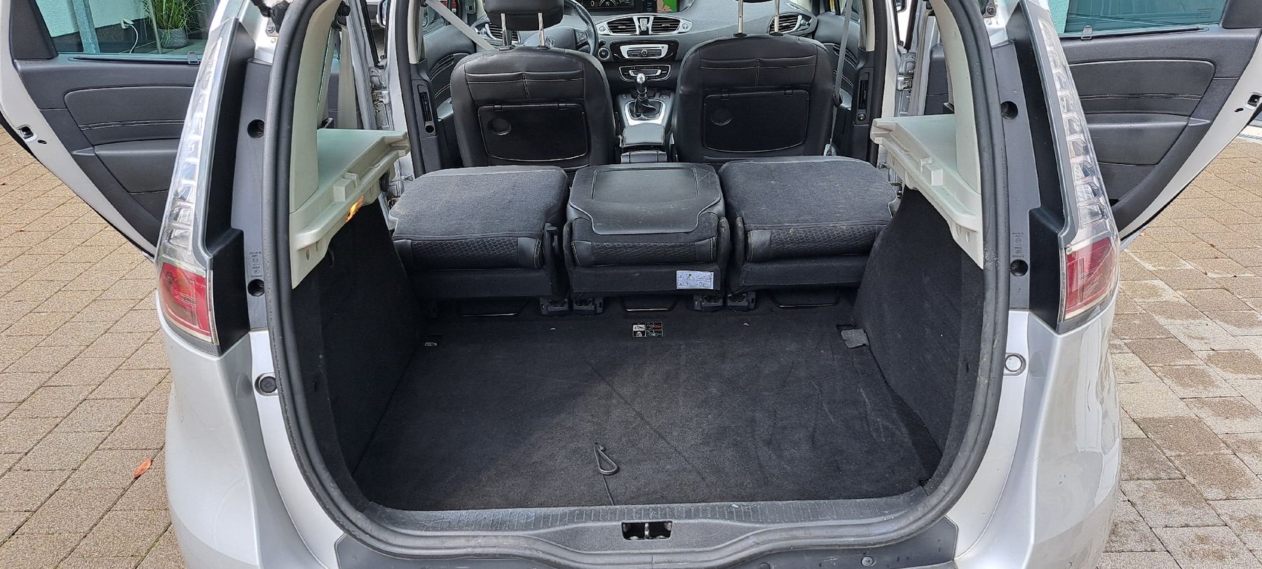 Renault Autos: Renault Scenic 1.2 16V Turbo Bose – Gebraucht aus Leibstadt von HRCRacing 7