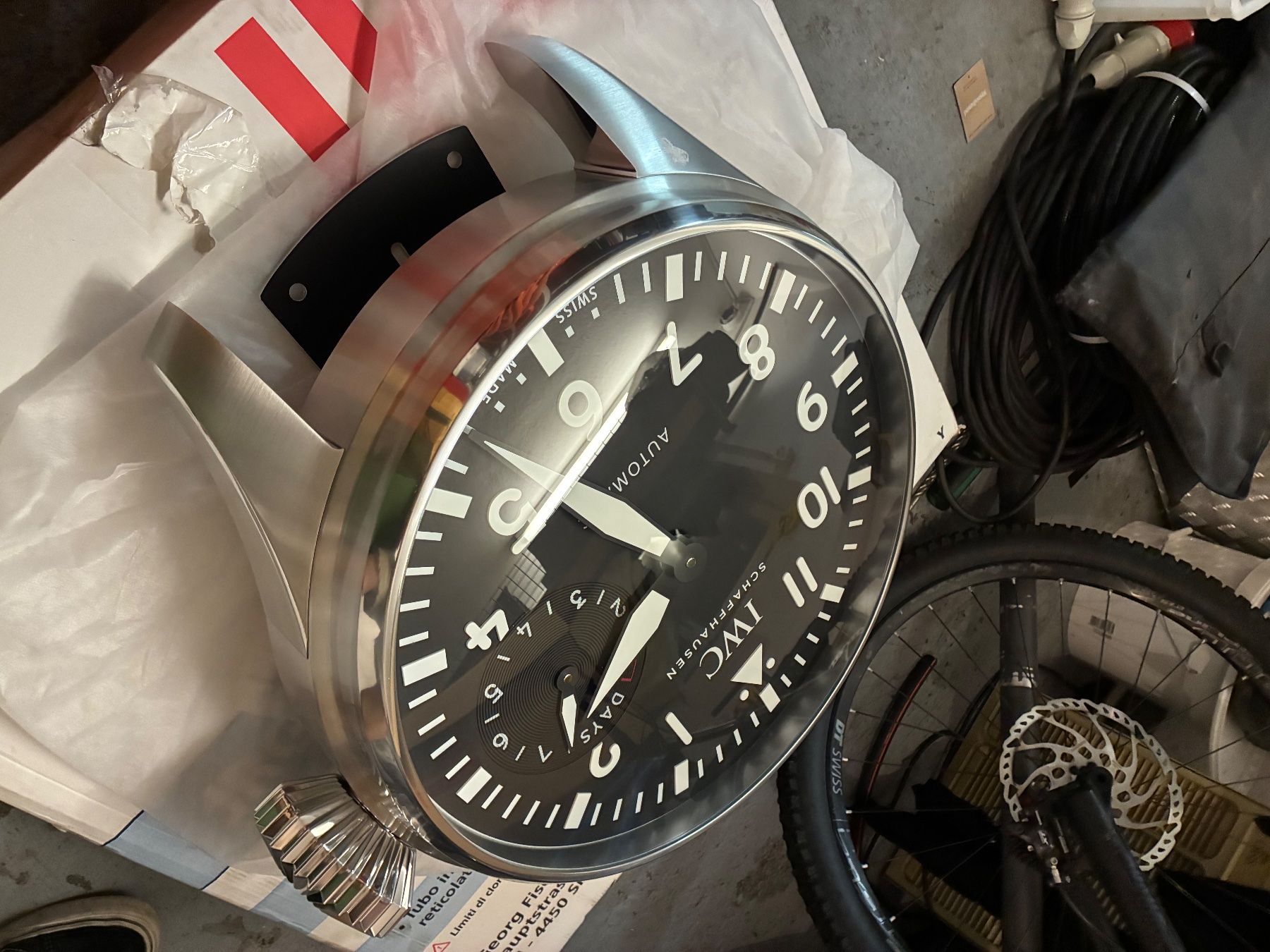 IWC Uhren: IWC Schaffhausen Wanduhr Automatic Pilot Grosse neu – Neu (gemäss Beschreibung) aus Schluein von Manuskimanguy 3