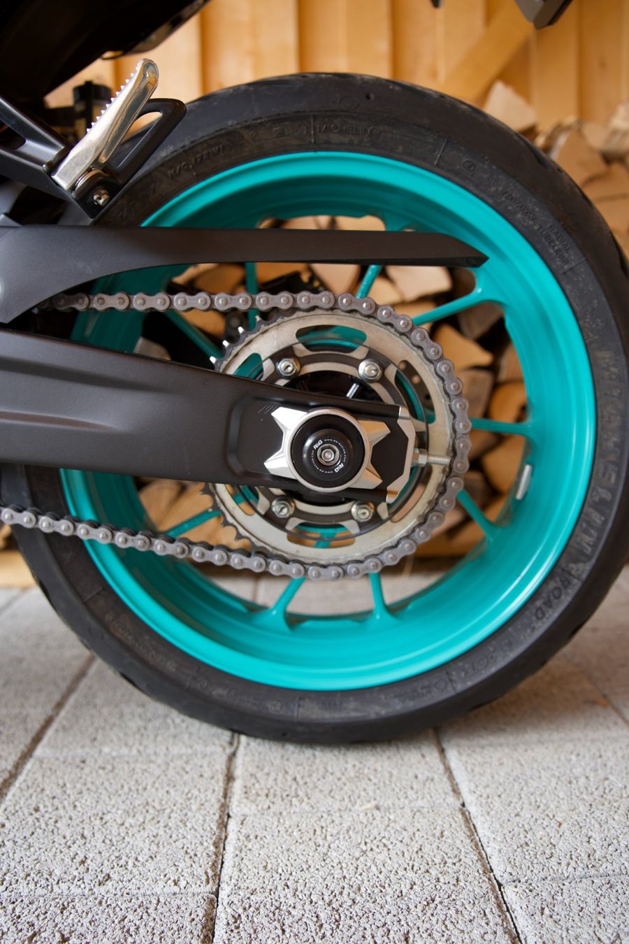Yamaha Strada: Yamaha MT07 – Usato da Filzbach venduto da ric_z6vx 9