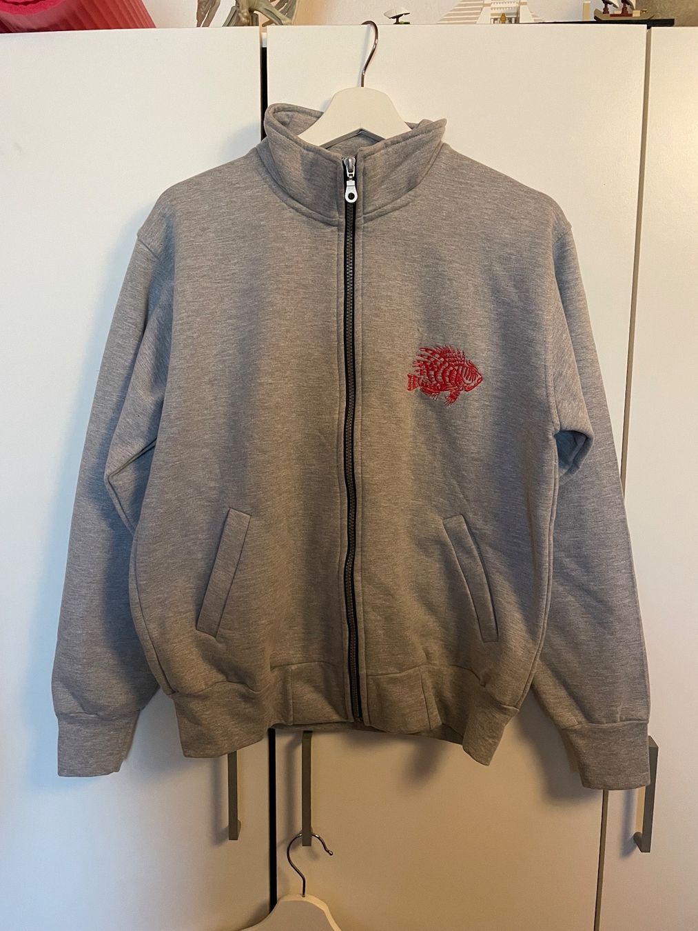 Jacken: veste grise – Gebraucht aus Lucens von lisacc