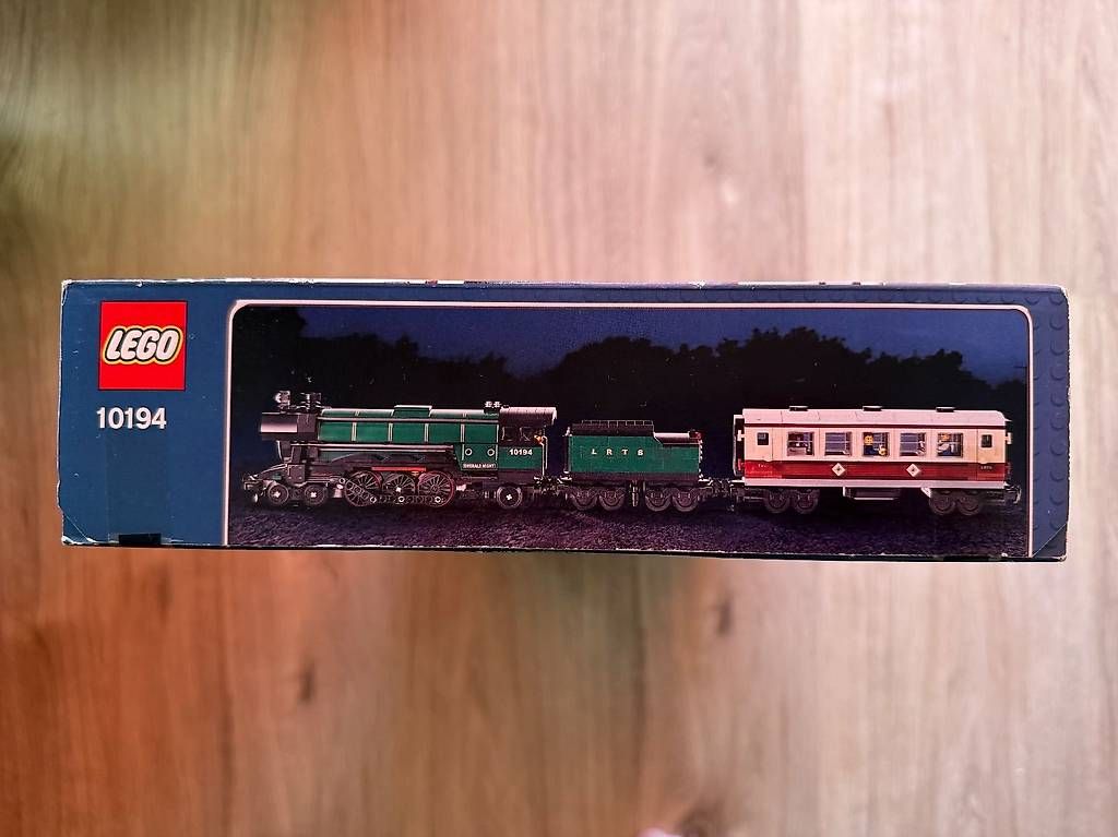 Kit di costruzioni: Lego 10194 Smaragdexpress – Usato da Oberburg venduto da Serbus 4