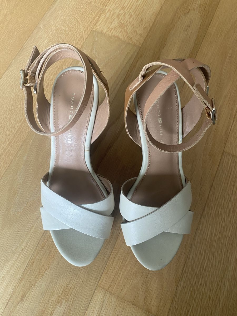 Tommy Hilfiger Scarpe da donna: Tommy Hilfiger Sandalen, Grösse 36 – Nuovo (secondo la descrizione) da Menznau venduto da Merrick01 1