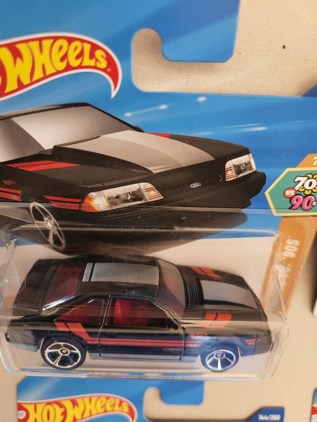 Hot Wheels Modellautos: Hot Wheels 92 Ford Mustang – Neu und originalverpackt aus Zürich von MDC0 1
