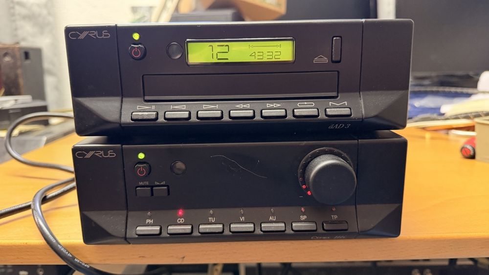 Cyrus IIIi Verstärker und dAD3 CD-Player (Gebraucht) in Wallisellen für ...