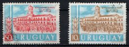 2 Timbres Uruguay Révolution de Mai 1960 Obl.
