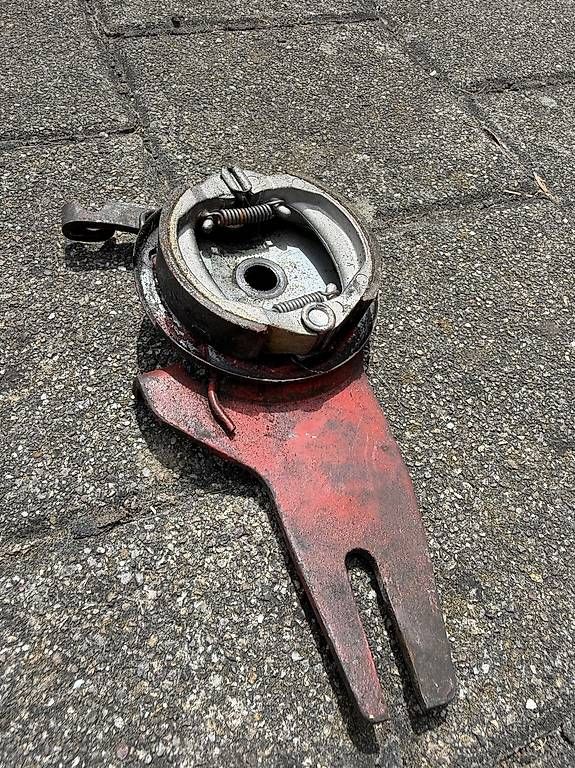 Ciclomotori: Puch Maxi Hinterrad Bremsanker  – Usato da Hendschiken venduto da 22406502 1