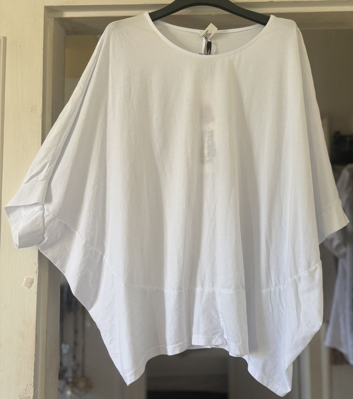T-shirts: T-SHIRT OVERSIZE EN COTON!! M – Neuf avec emballage d'origine à Locarno par NicoNion 1