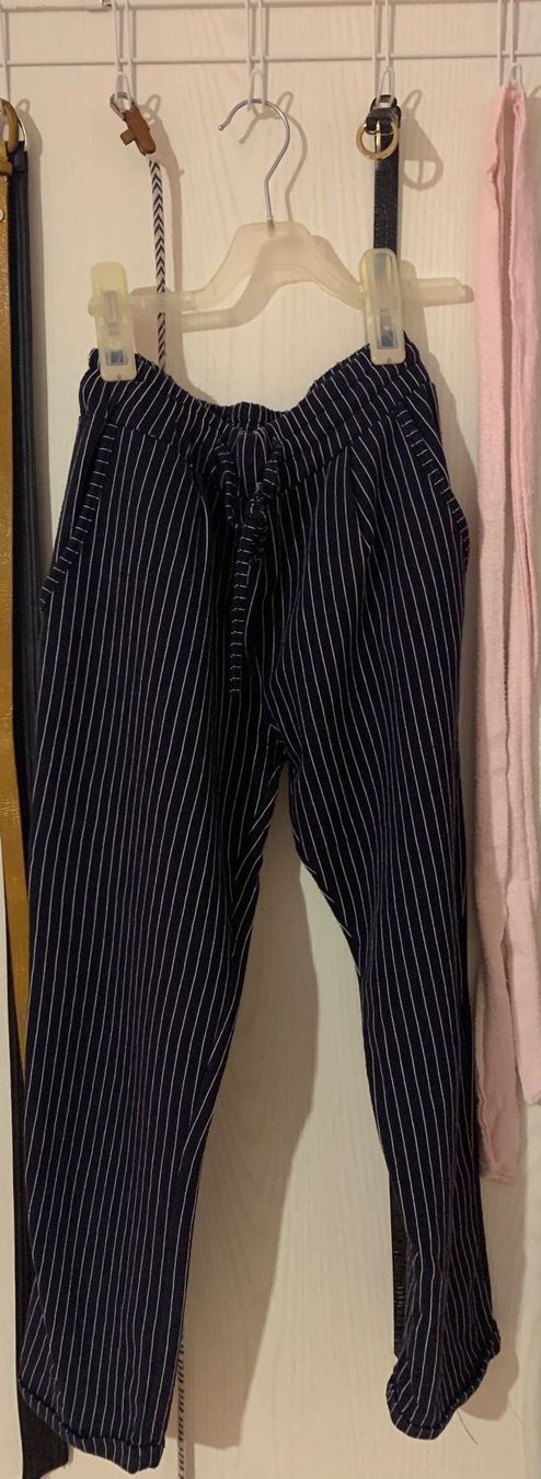 Pantalons: Blau weiss gestreifte Freizeithose Damen – D'occasion à Triengen par nes_l8cj