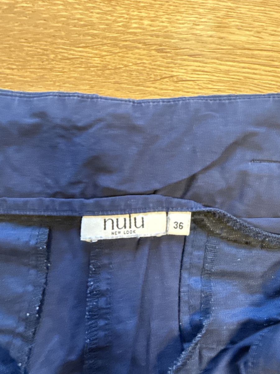 New Look Pantaloni: Stoffhose blau Gr. 36 – Usato da Rohr b. Olten venduto da -FaLu- 2