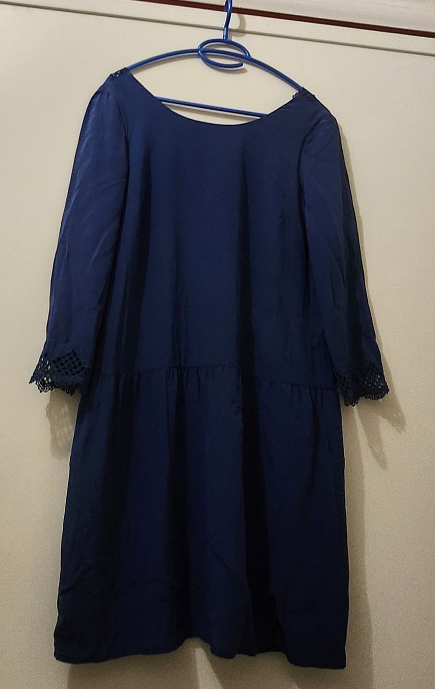 Sezane Kleider: Robe SÉZANE bleue taille 34 en soie – Gebraucht aus Niedergösgen von Eva2410 1