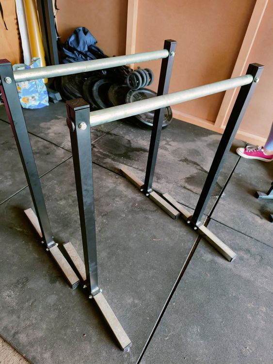 Dipbarren stabil für Zusatzgewicht Kaufen auf Ricardo