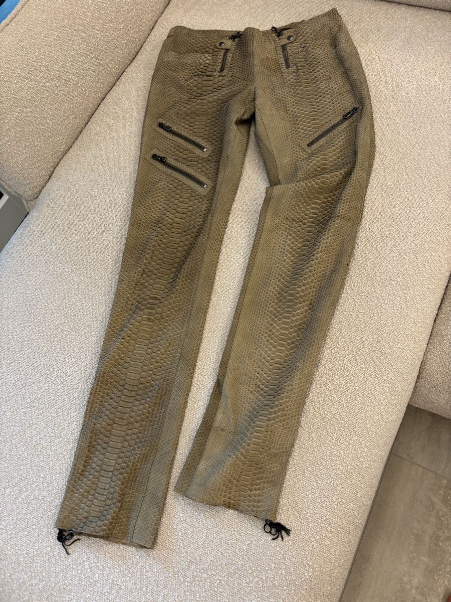 Emilio Pucci Hosen: Python leather Emilio Pucci – Defekt aus Wilen b. Wollerau von Urso007