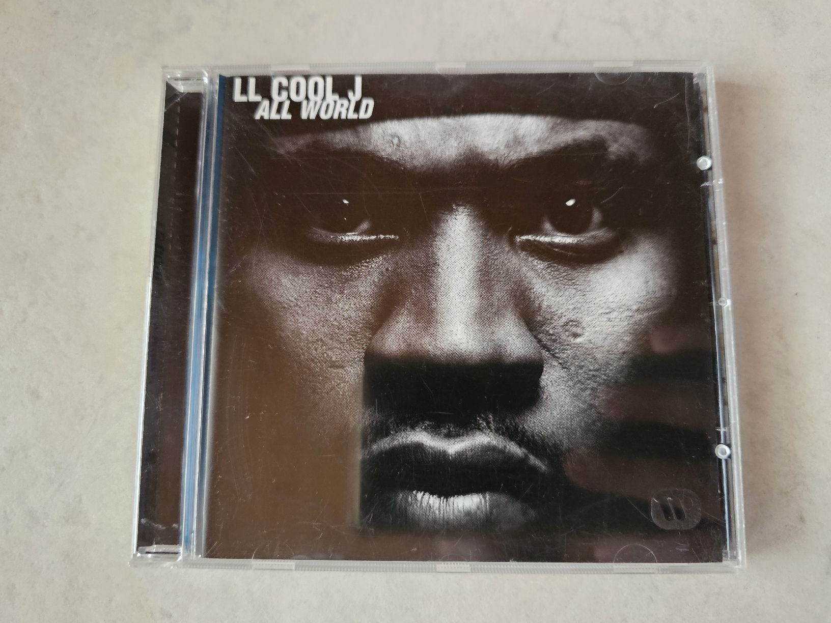 CDs: LL Cool J  -  All World – Gebraucht aus Schneisingen von backstore24