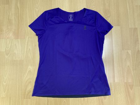ON Training T-Shirt Running L lila guter Zustand