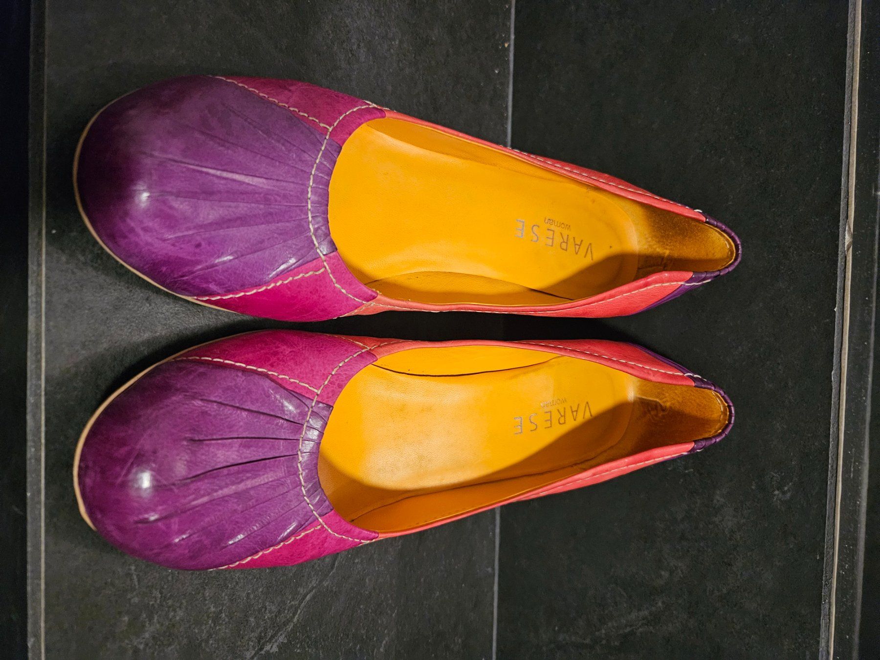 Chaussures femmes: Wunderschöner Leder Pumps Gr.40 – D'occasion à Wangen ZH par tulipe55 1