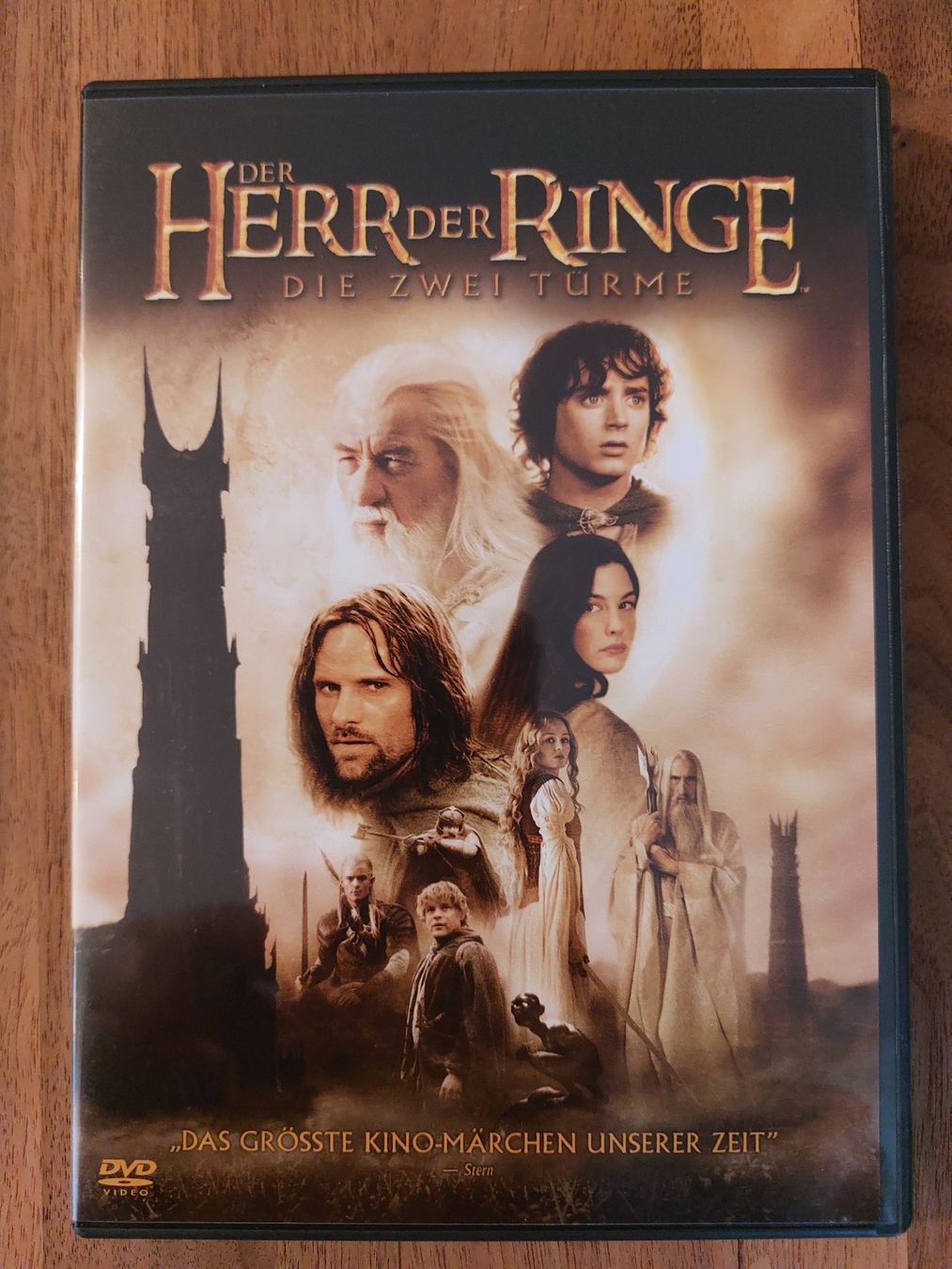Tutti i DVDs: DVD - Der Herr der Ringe Trilogie – Usato da Rheinfelden venduto da FilmAuktion 4