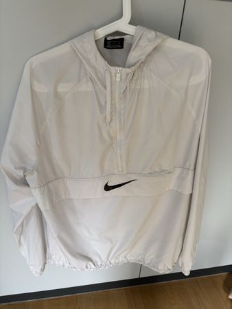 Kapuzen Sportjacke weiß Nike XL wie neu