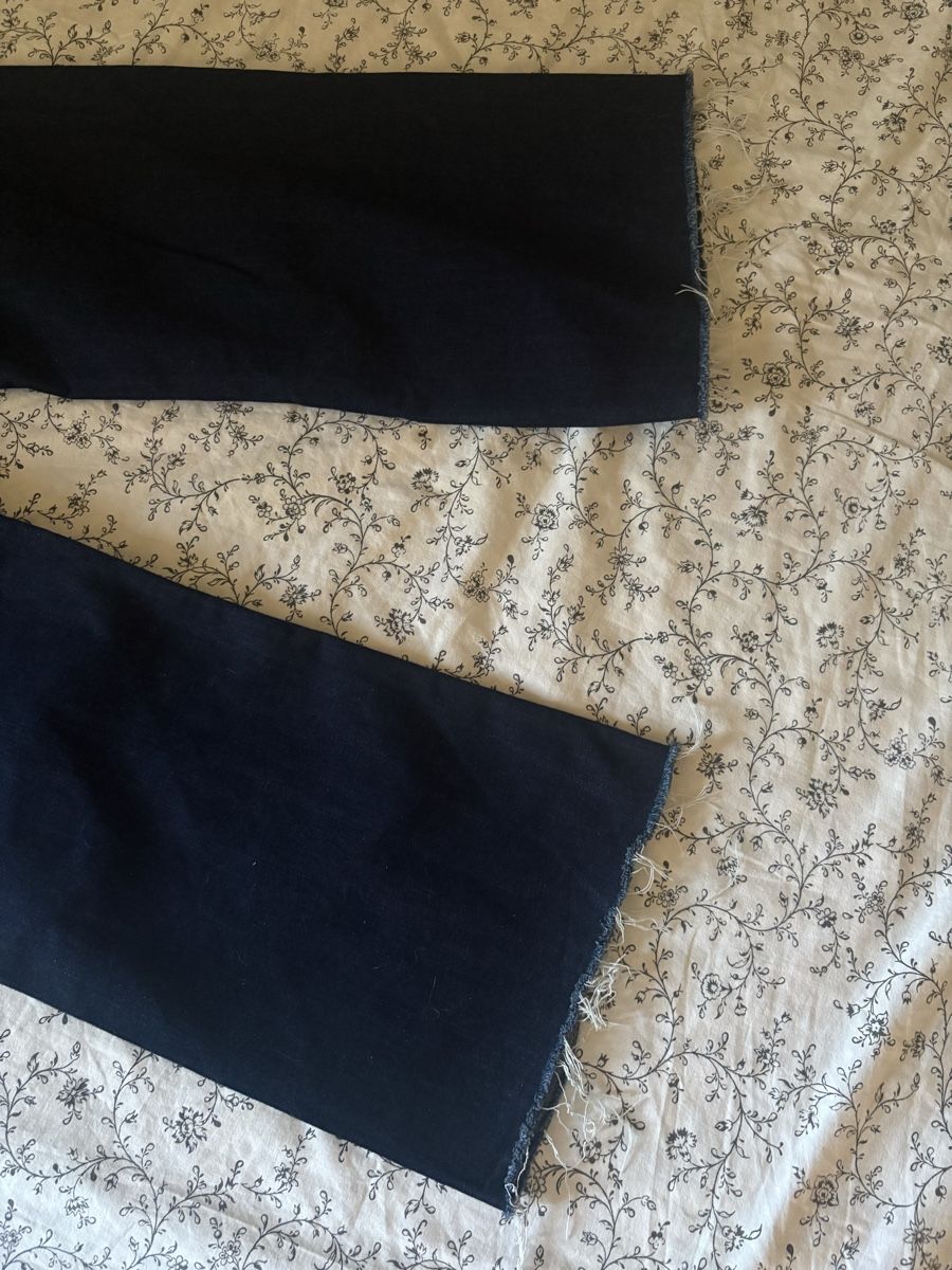 Jeans: Jeans zara – Gebraucht aus Les Brenets von tej_c9g9 2