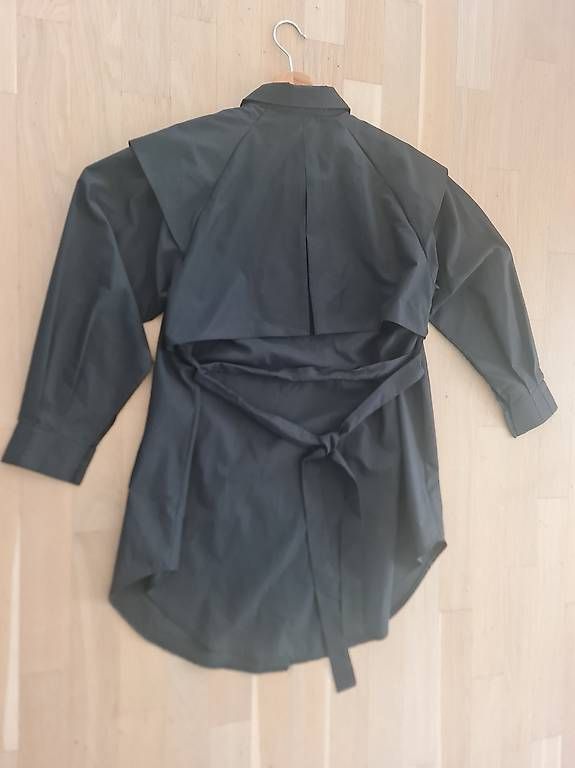 Camicette: Schwarze Bluse Damen  wie neu – Usato da Allschwil venduto da 86d_fmd5 1