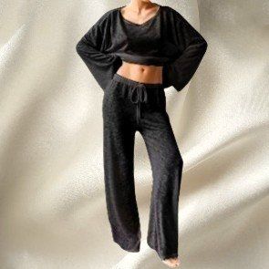 💋 Traumhaftes Pyjama-Set in Schwarz – Sexy trifft Cozy! 🖤