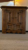 Kleiner Bauernschrank aus den 60er Jahren