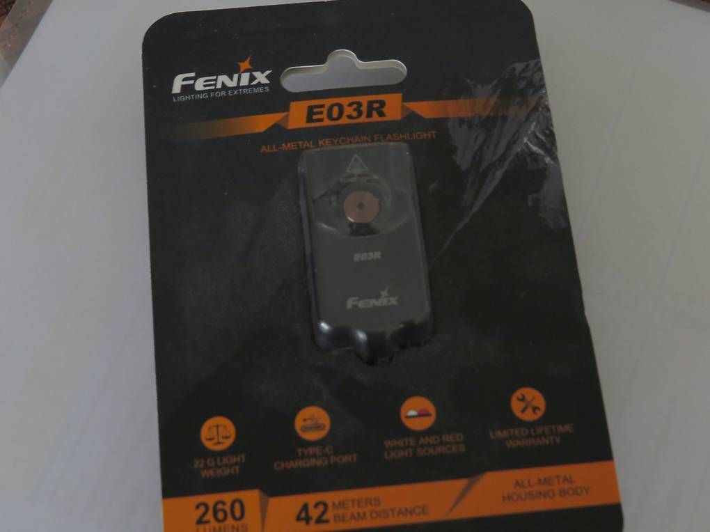 Fenix Lampes: Fenix E03R V1  original versiegelt – Neuf (Voir description) à Pratteln par lupo_cattivo