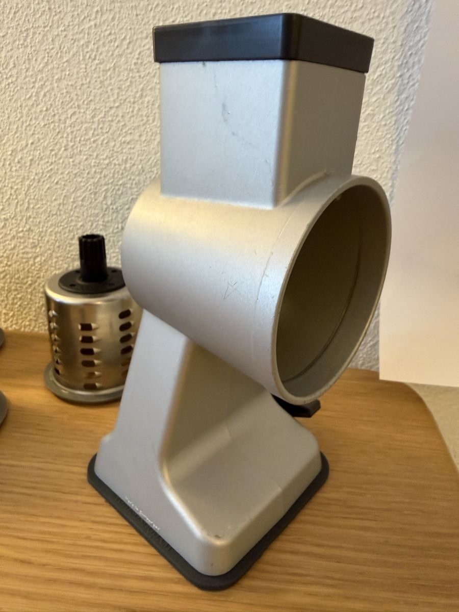 Zyliss Küchengeräte: Râpe  Zyliss avec 5 tambours – Gebraucht aus Kloten von Mumiiin 5