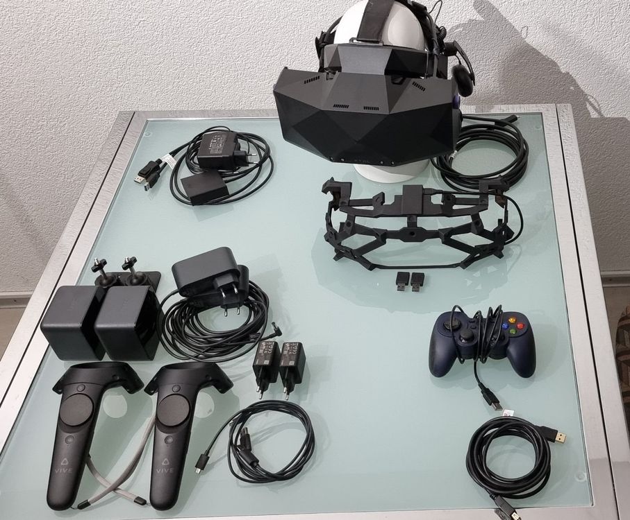 XTAL 8K (ultimate PC VR 190° FOV SteamVR) (Gebraucht) in Ecublens