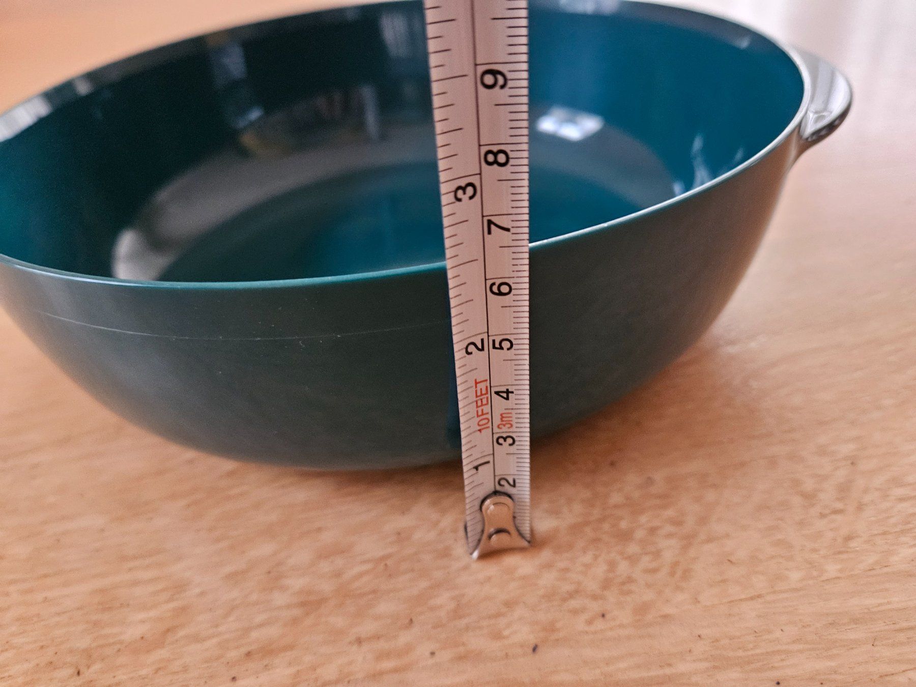 Tupperware Contenitori & Simili: Grünes Vorratgefäss Tupperware – Usato da Boswil venduto da Pjatla 1