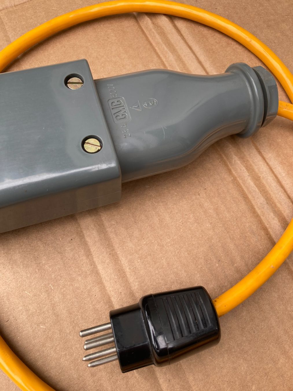 Cavi: Elektrokabel – Usato da Wil SG venduto da Pin05 1