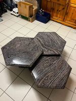 Massiver Naturstein-Couchtisch / Salontisch
