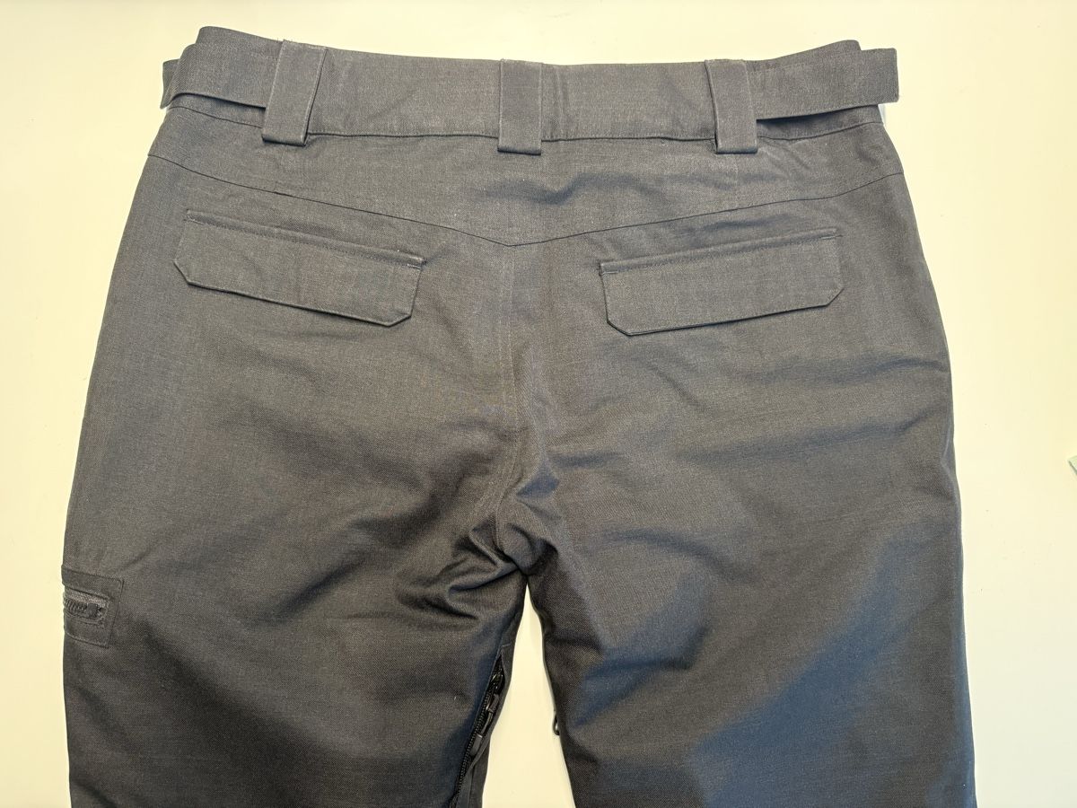 Hosen: Snowboardhose von Beach Mountain, Gr 44 – Neu (gemäss Beschreibung) aus Zweisimmen von Mousie 2