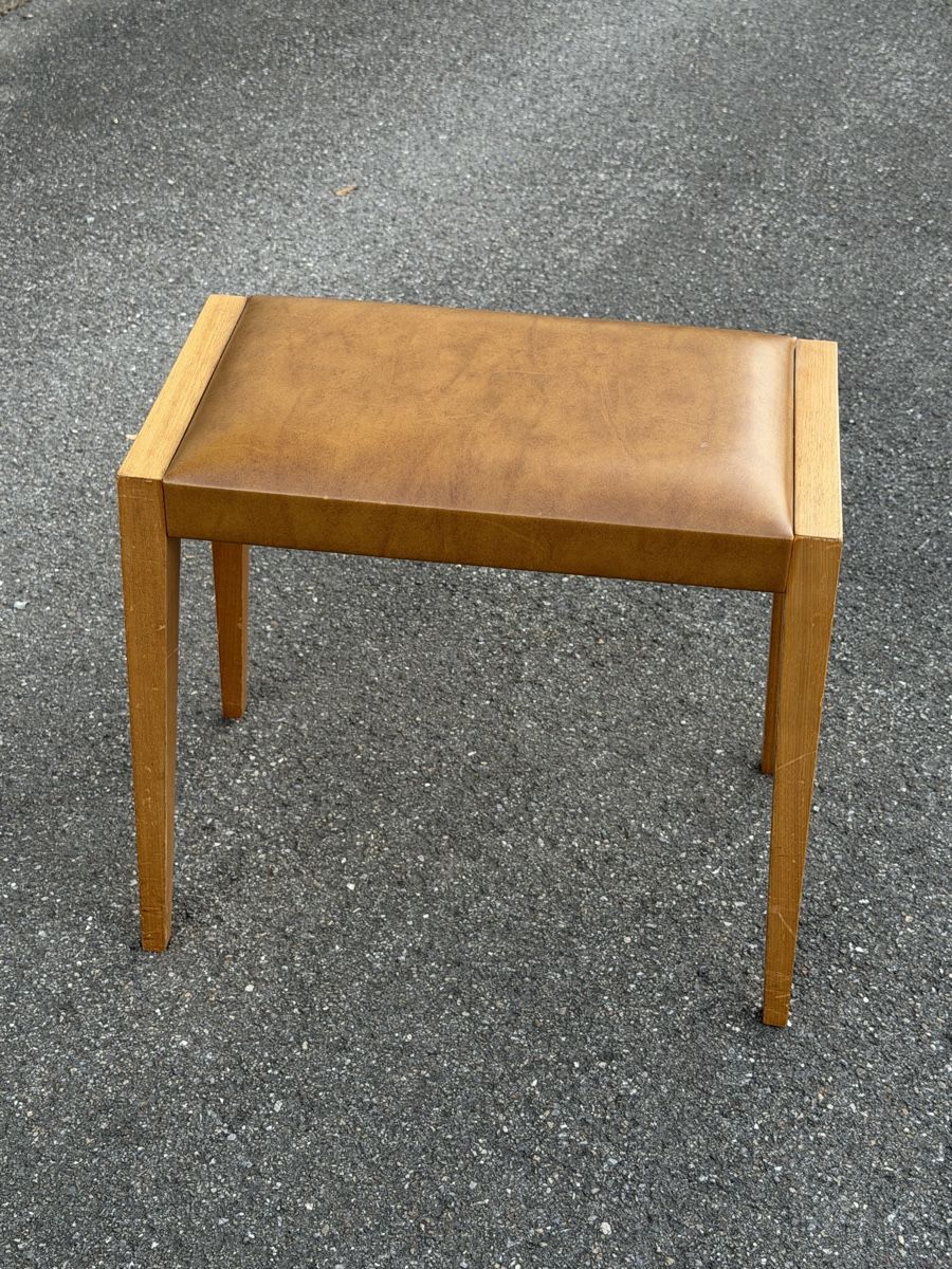 Sgabelli: Vintage Hocker Klavierhocker  – Usato da Konolfingen venduto da petzipetz