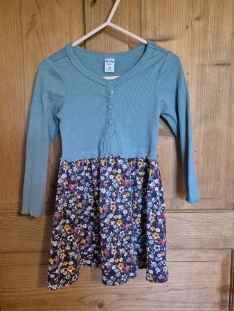 Schönes Mädchenkleid,Grösse 98, Top Zustand