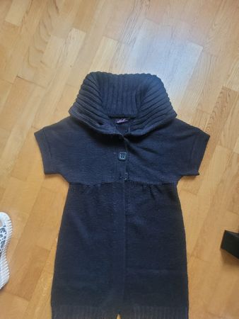 Warme Strickjacke mit Knöpfen, dunkelblau, Grösse M