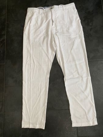 Leichte Sommer- Hose weiss Grösse 52/XL guter Zustand Leinen