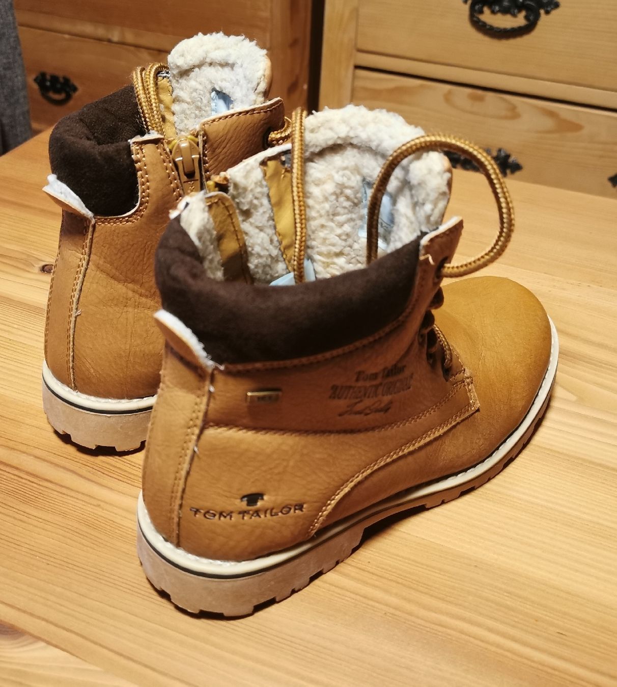 Tom Tailor Scarpe per ragazzi: Winterschuhe Grösse 33 – Usato da Grünenmatt venduto da ras_7ksp 2