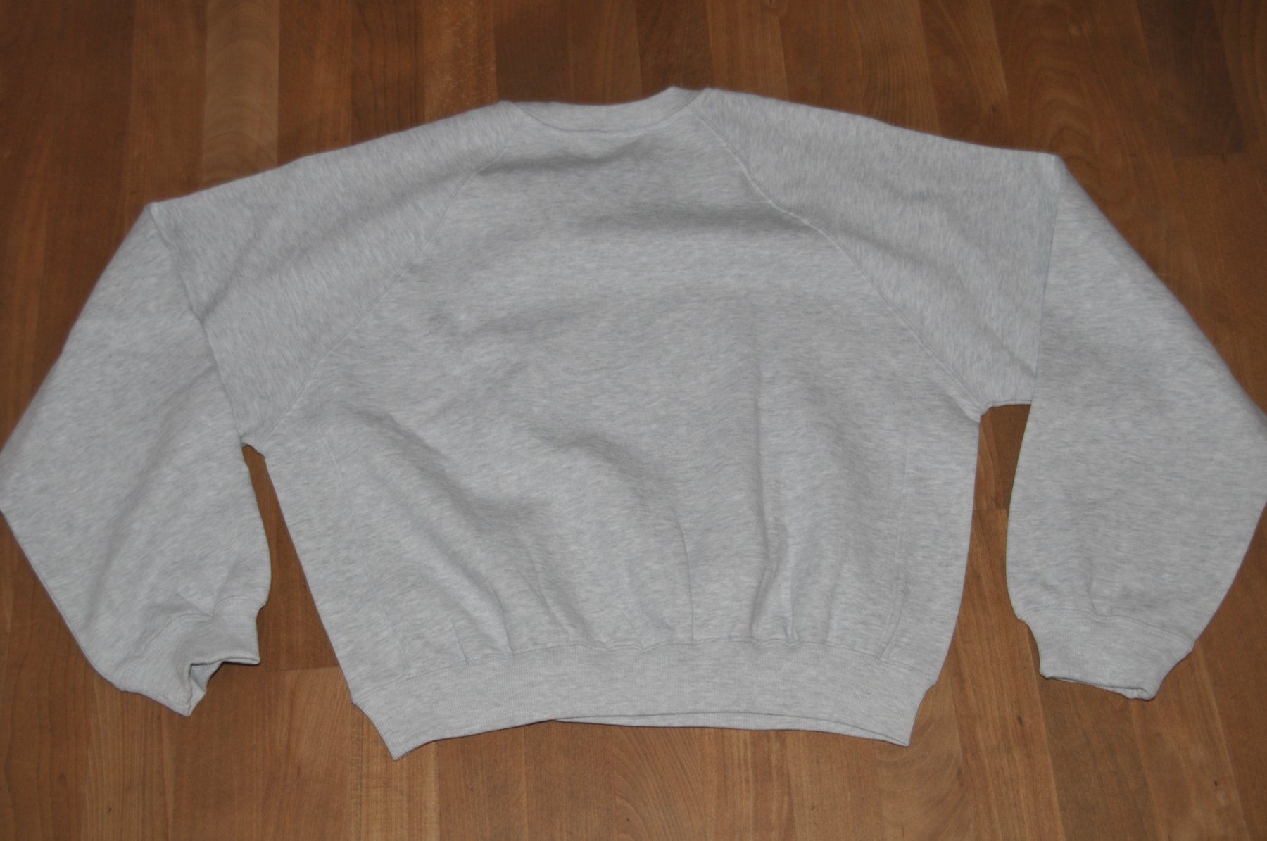 Bershka Pullover & Sweatshirts: Schlichter Bershka Pullover / Sweatshirt - Gr. L - NEU – Neu (gemäss Beschreibung) aus Winterthur von Schwestere 2