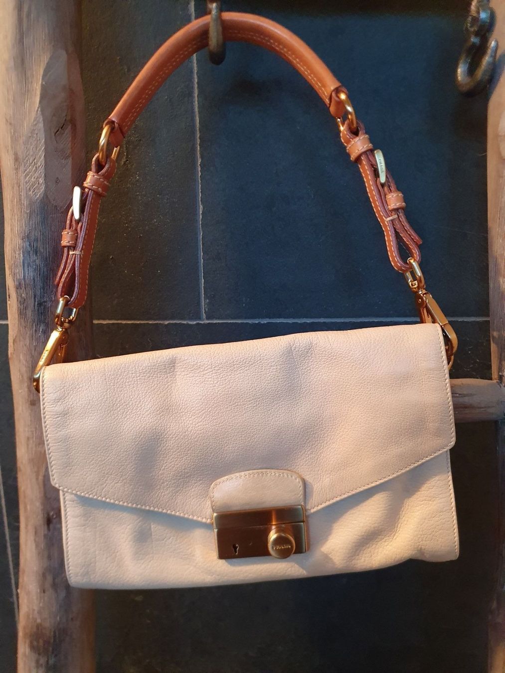 Prada Borse da donna: Handtasche von Prada – Usato da Küsnacht ZH venduto da ch_schweiz