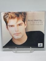 Ricky Martin – La Copa de la Vida (1998)