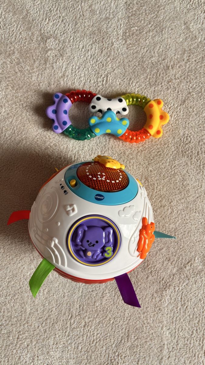 Vtech Jouets: Vtech ball toy and rattle set good condition – D'occasion à Untersiggenthal par mic_ksv9