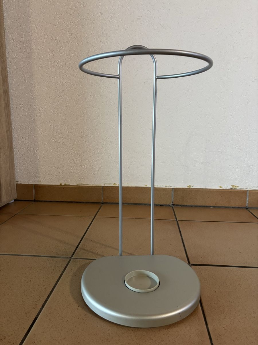 Altri mobili per ufficio: Support à  parapluie – Nuovo e nell'imballaggio originale da Delémont venduto da Vendeur_3 1